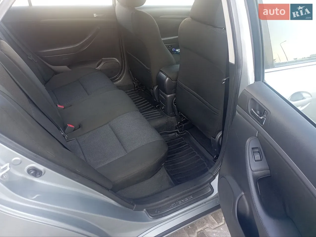 Toyota Avensis 2008 photo 2