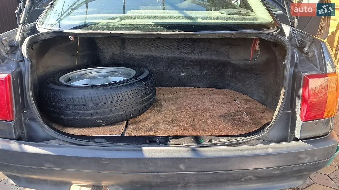 Audi 80 1988 photo 5