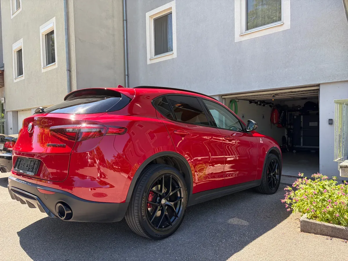 Alfa Romeo Stelvio 2019 photo 3