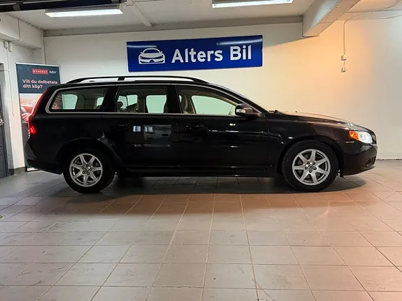 Volvo V70 2010 photo 3