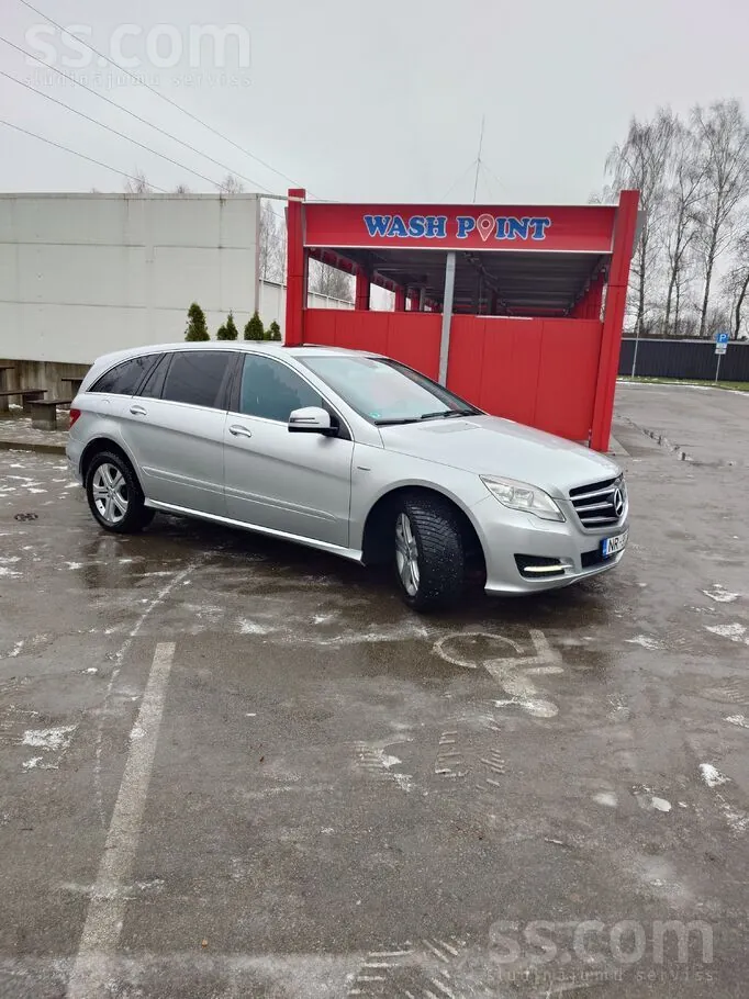 Mercedes-Benz R350 2012 photo 4