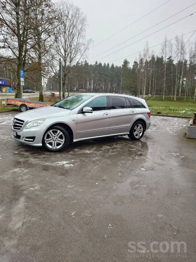 Mercedes-Benz R350