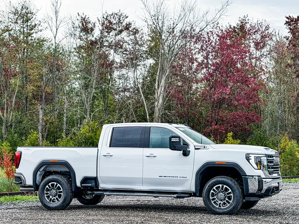 GMC Sierra 3500Hd 2026 photo 5