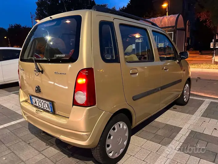 Opel Agila