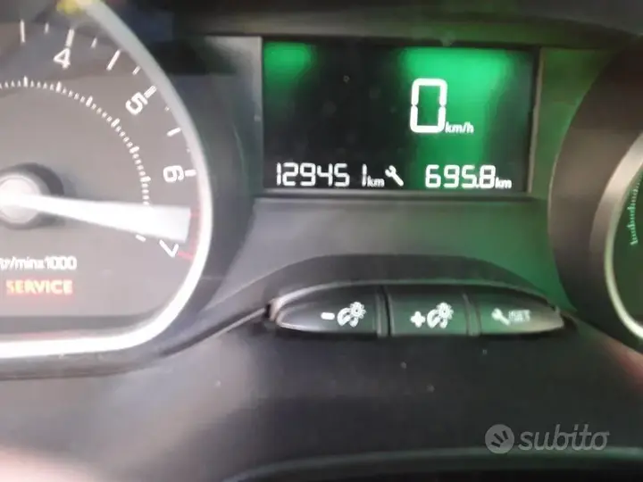 Peugeot 208 2016 photo 5