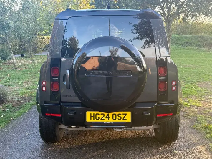 Land Rover Defender 90 2024 photo 5