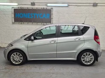 Mercedes-Benz A160 2011 photo 3