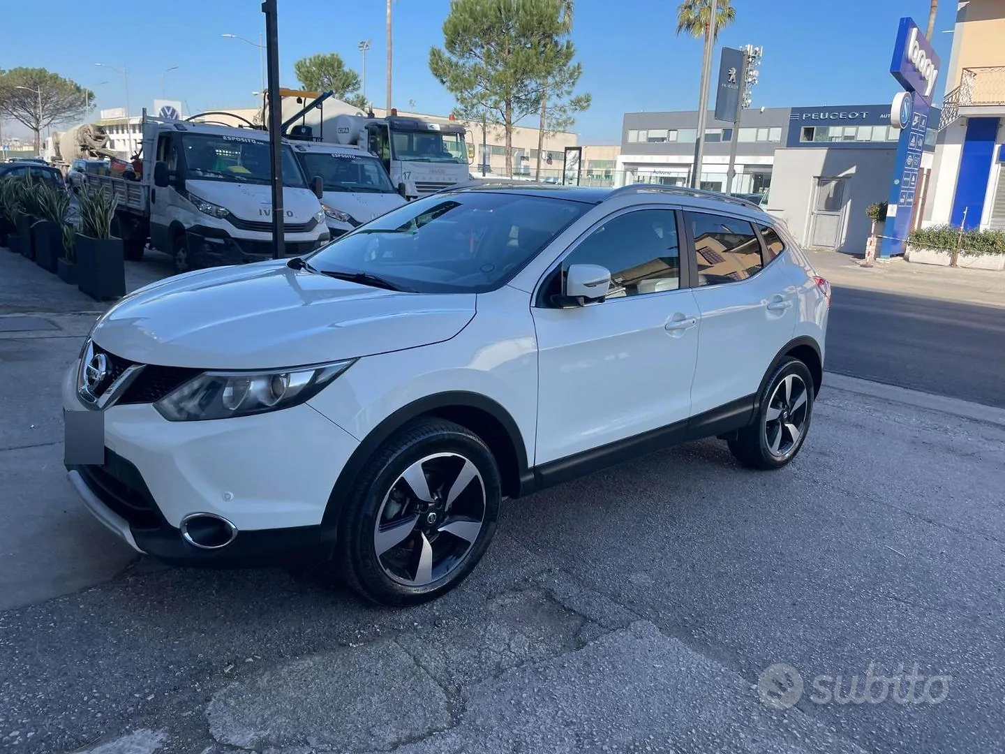 Nissan Qashqai 2015 photo 4