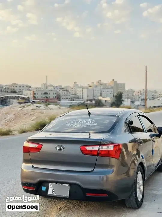Kia Rio 2013 photo 4