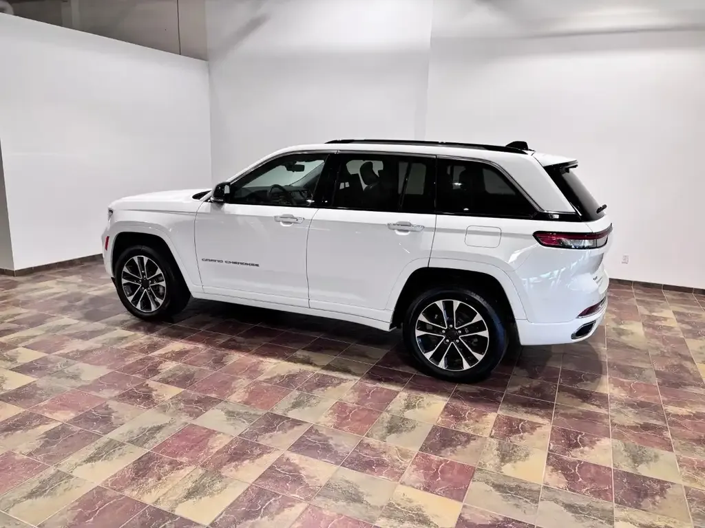 Jeep Grand Cherokee 2023 photo 5