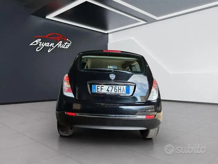 Lancia Ypsilon 2010 photo 4