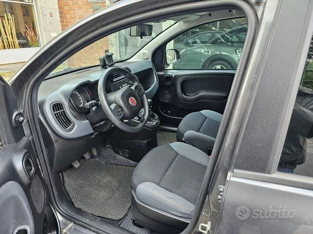 Fiat Panda Cross 2019 photo 2