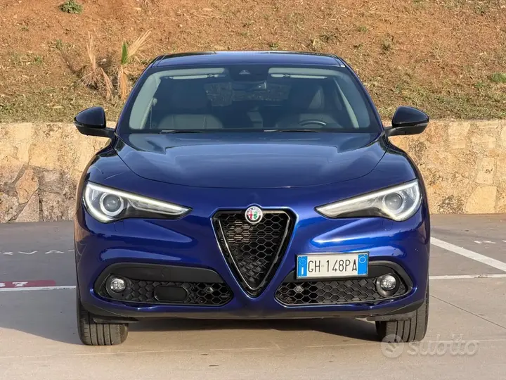 Alfa Romeo Stelvio 2021 photo 2