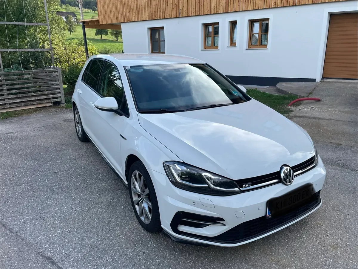 Volkswagen Golf 2017 photo 2