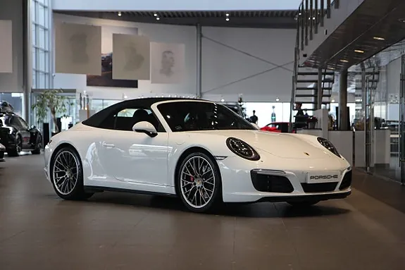 Porsche 911 Carrera 4S 2017 photo 2