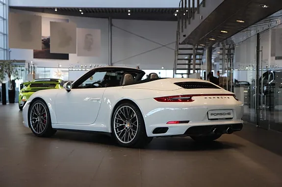 Porsche 911 Carrera 4S 2017 photo 3