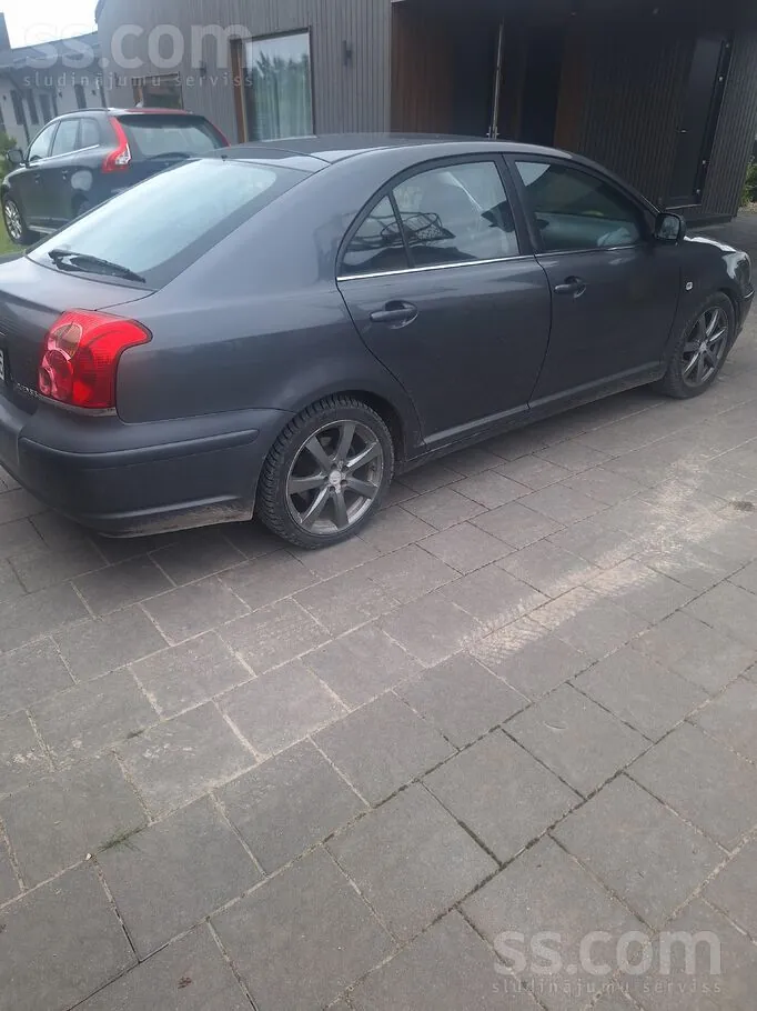 Toyota Avensis 2006 photo 4