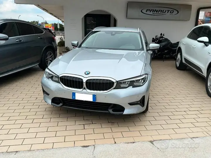BMW 3 Series 2021 photo 2