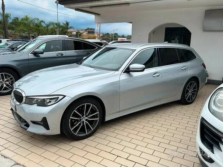 BMW 3 Series 2021 photo 3