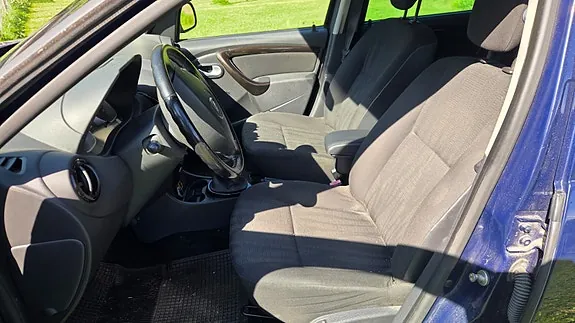 Dacia Duster 2011 photo 5