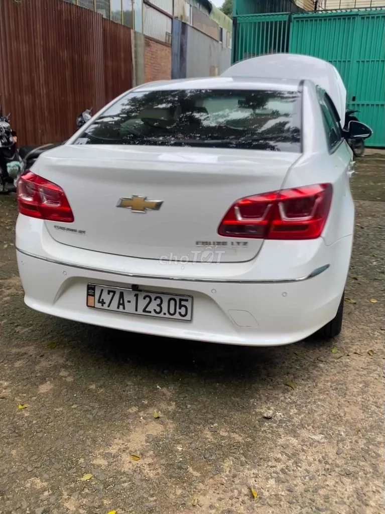 Chevrolet Cruze 2015 photo 2