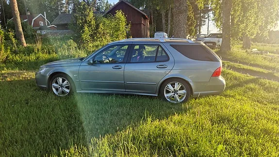Saab 9-5 2009 photo 5