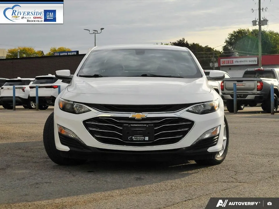 Chevrolet Malibu 2019 photo 2