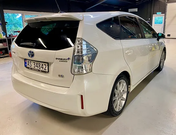 Toyota Prius 2012 photo 5