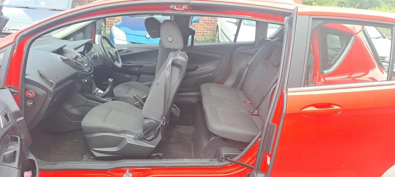 Ford B-Max 2013 photo 2