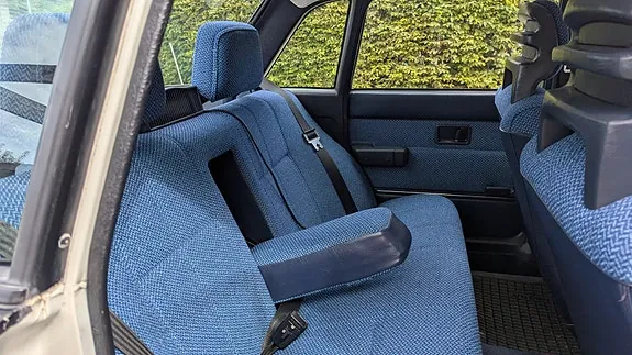 Volvo 240 1987 photo 4