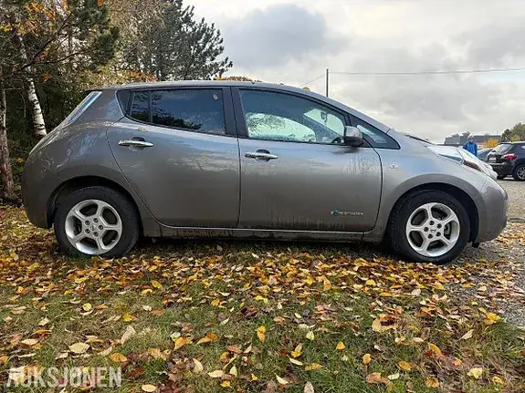 Nissan Leaf 2016 photo 5