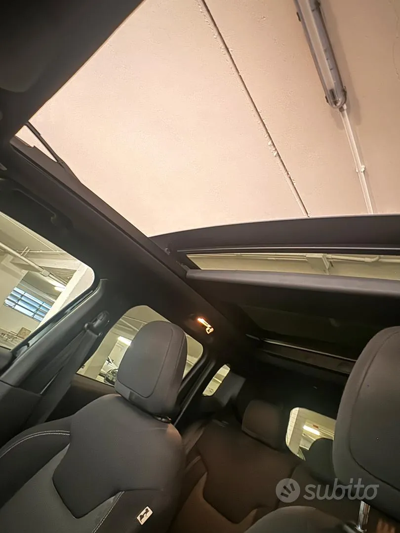 Jeep Renegade 2021 photo 2