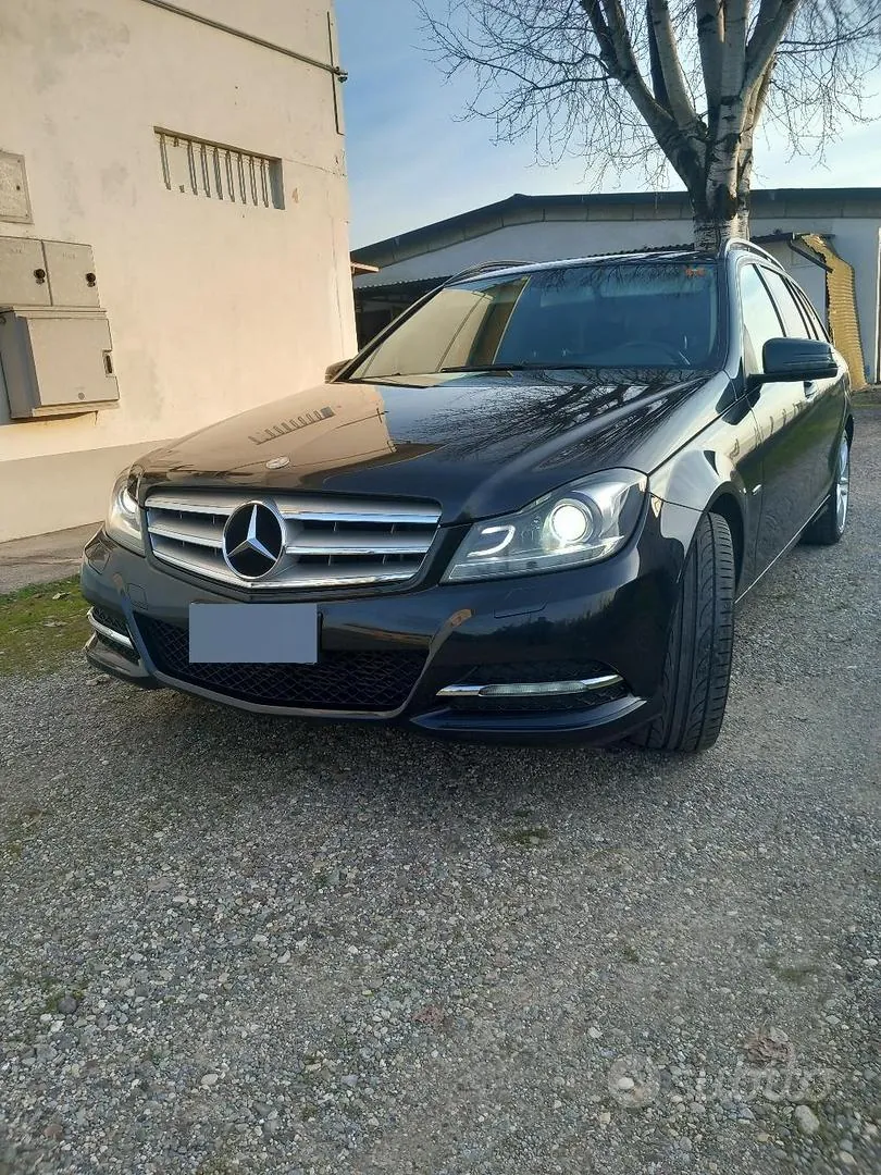 Mercedes-Benz C 2011 photo 4