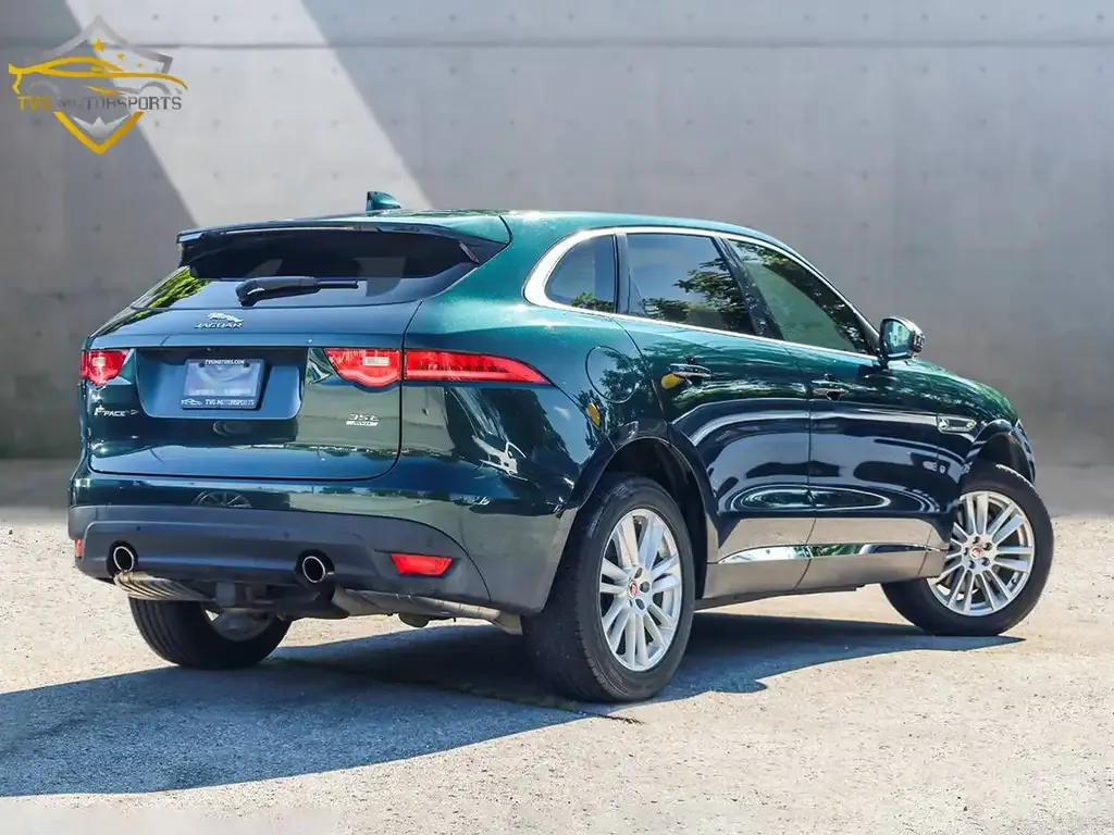 Jaguar F-Pace 2017 photo 5