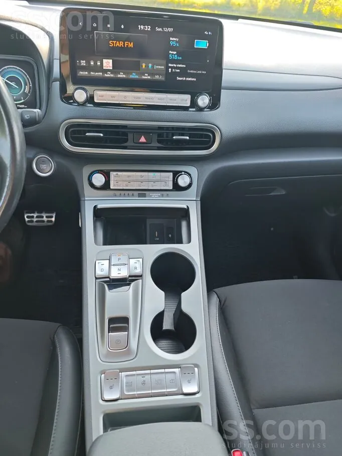 Hyundai Kona 2022 photo 2