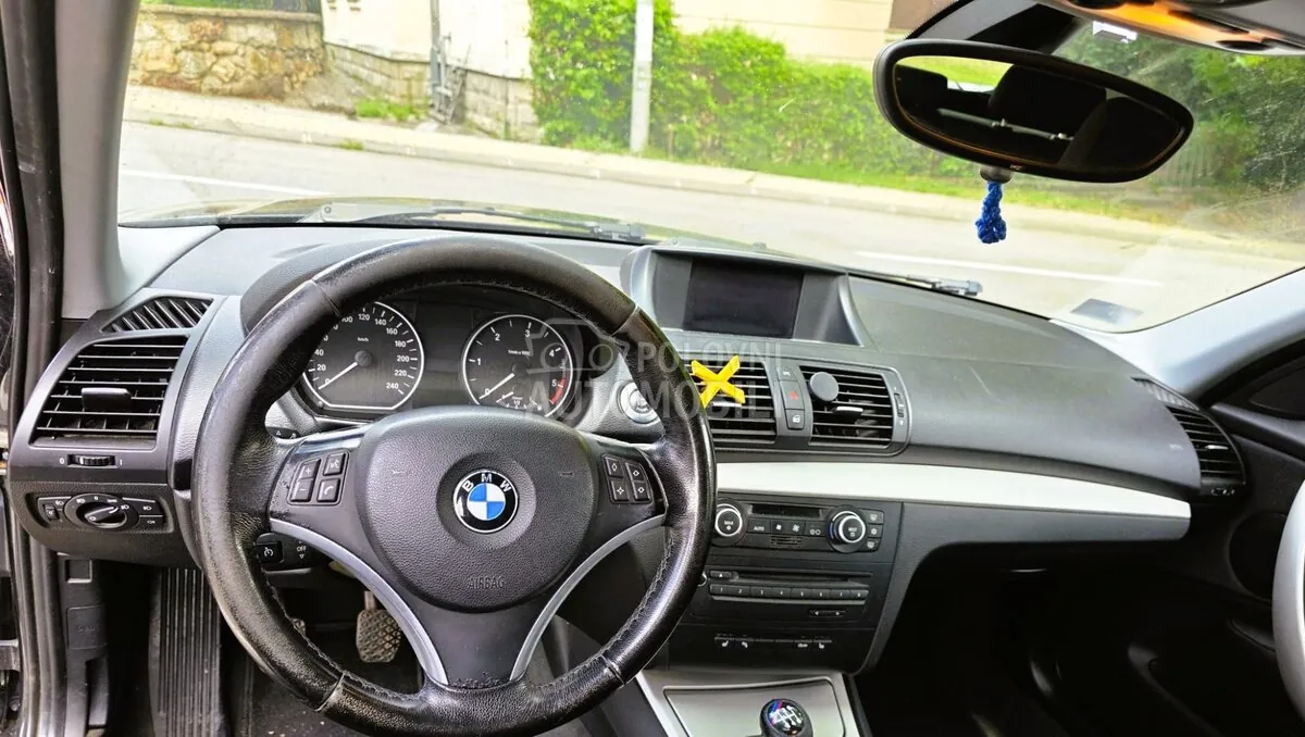 BMW 118 2009 photo 5