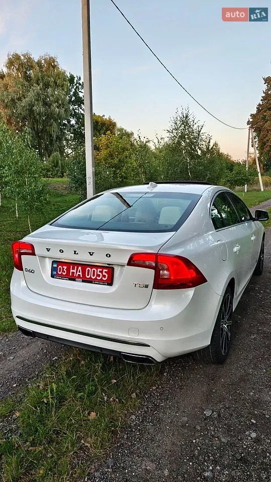 Volvo S60 2017 photo 4