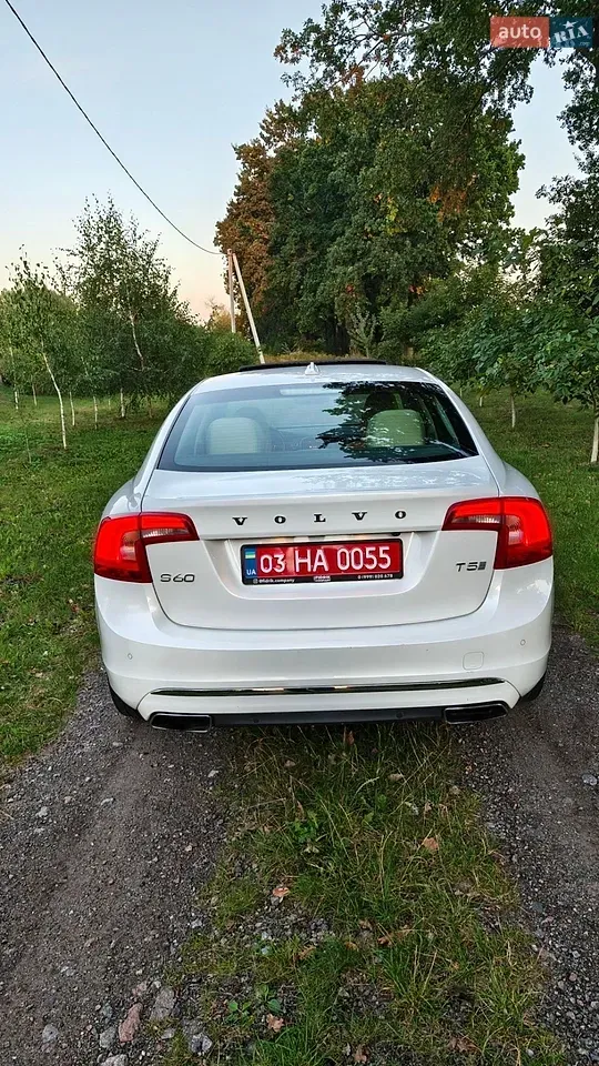 Volvo S60 2017 photo 5