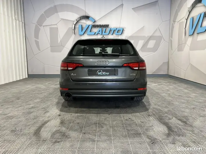 Audi A4 2017 photo 4