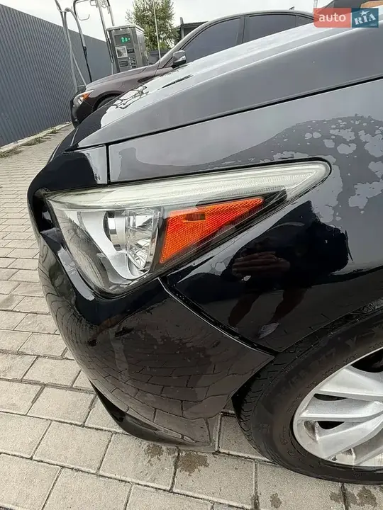 Infiniti Q50 2016 photo 4