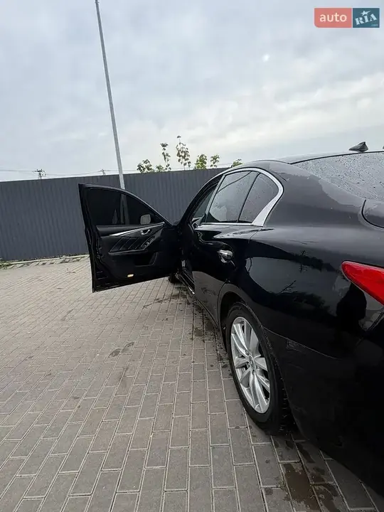 Infiniti Q50 2016 photo 5