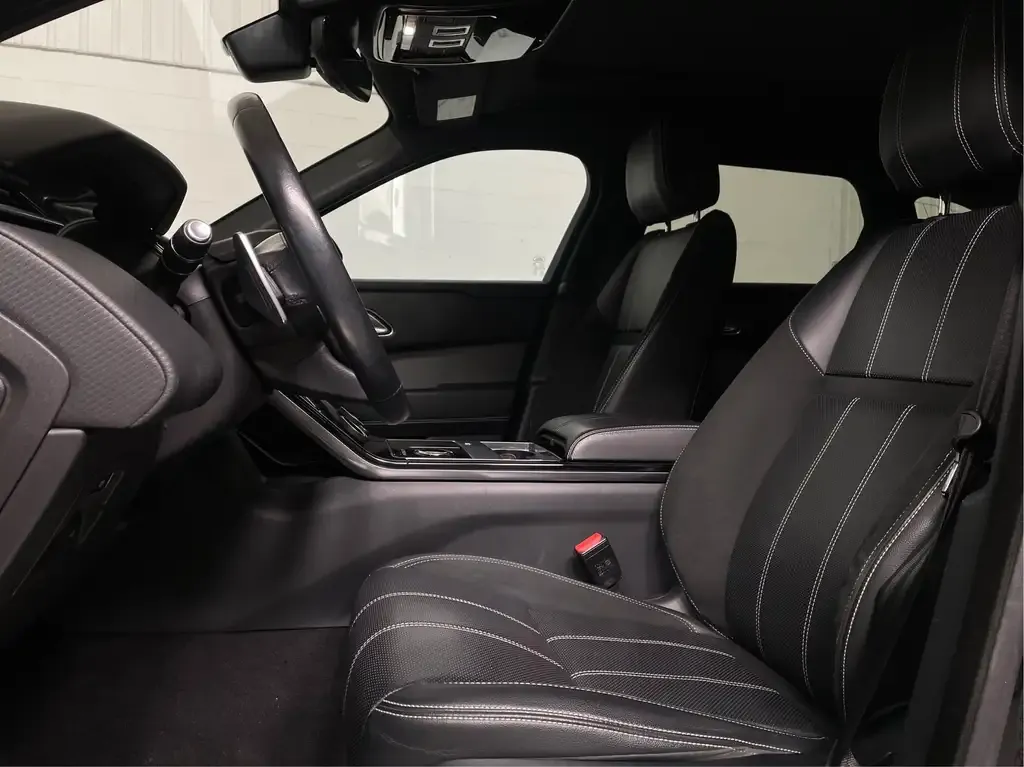 Land Rover Range Rover Velar 2020 photo 3