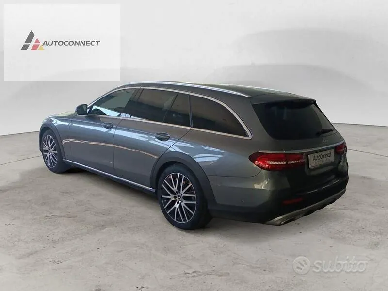 Mercedes-Benz E 2022 photo 5