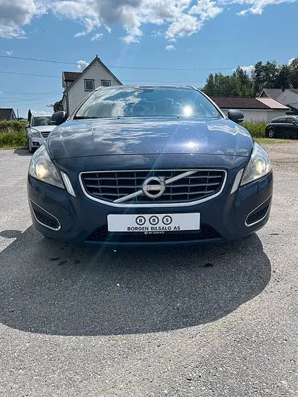 Volvo V60 2013 photo 2