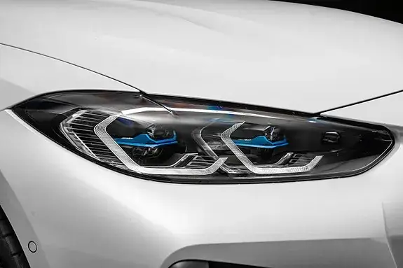 BMW I4 2022 photo 3