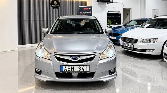 Subaru Legacy 2010 photo 5