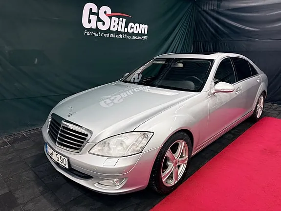 Mercedes-Benz S320 2010 photo 2