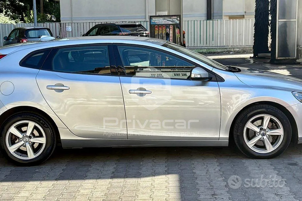 Volvo V40 2016 photo 4