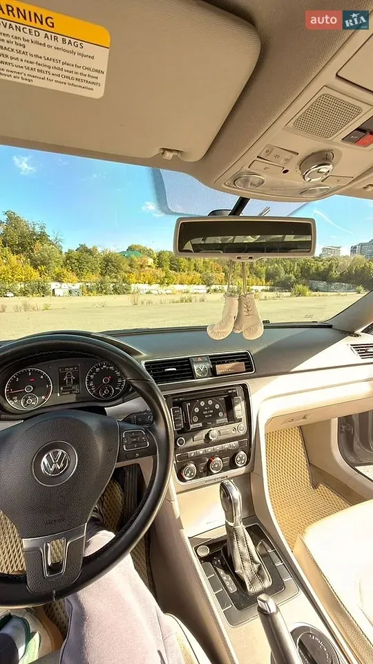 Volkswagen Passat 2013 photo 5