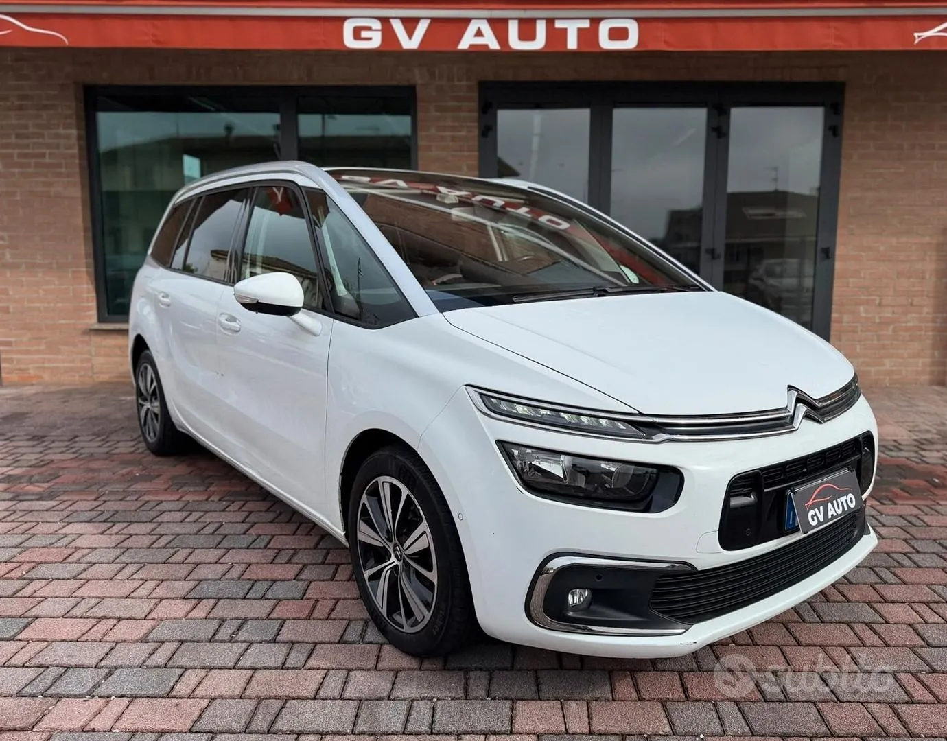 Citroen Grand C4 Picasso 2017 photo 3